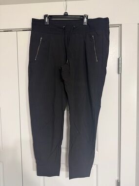 Athleta Black Men’s Joggers with Zipper Pockets
